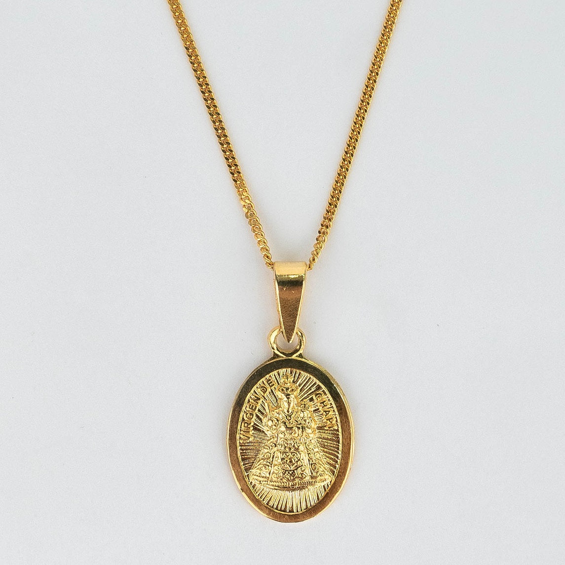 CADENA PANCER Y DIJE VIRGEN DE CHAPI BAÑADO