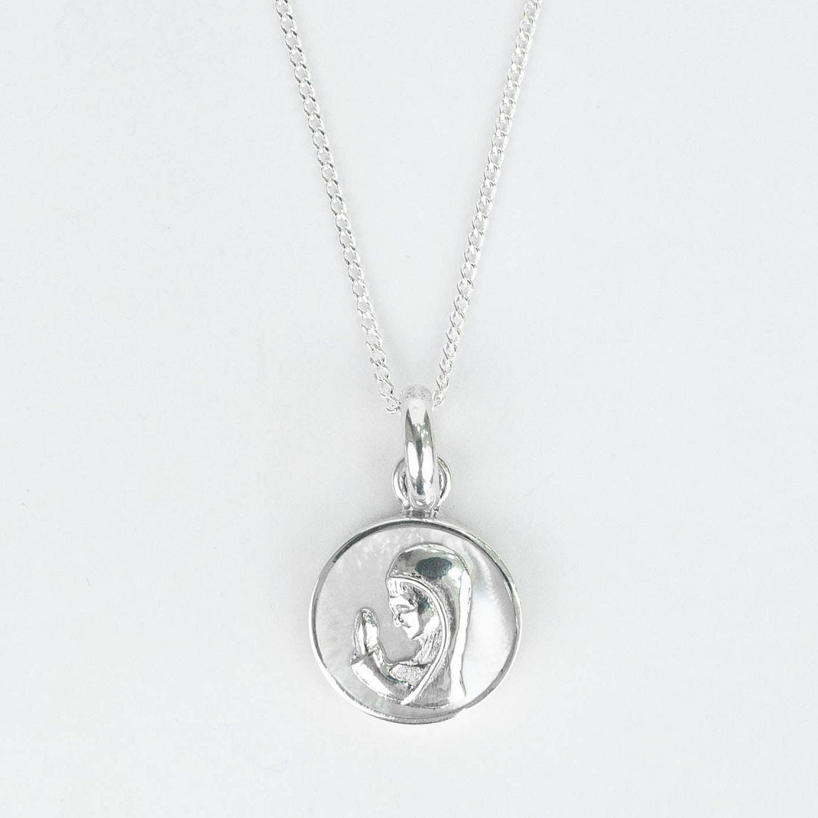 CADENA PANCER Y DIJE VIRGEN RESO NACAR PLATA