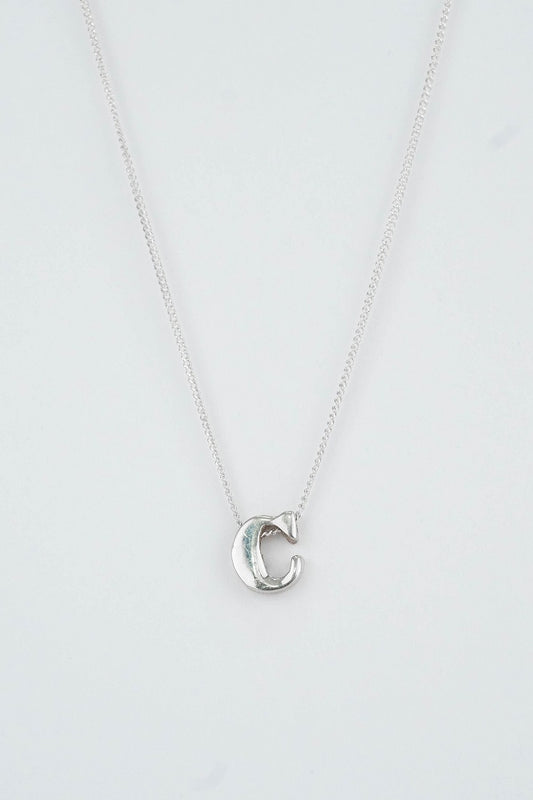 Collar Letra C