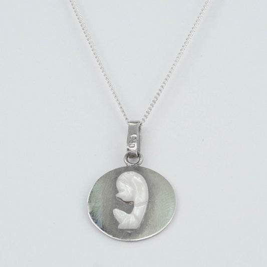 CADENA PANCER  Y DIJE VIRGEN RESO NACAR SILUETA  PLATA