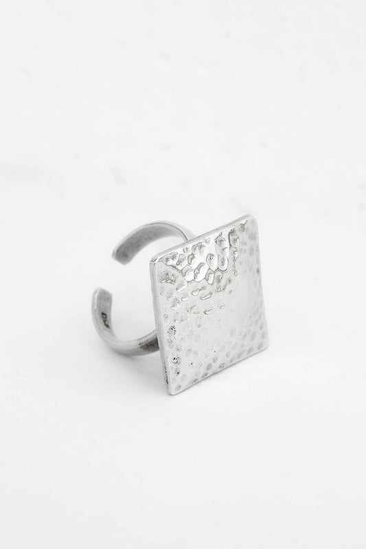 ANILLO ROMBO MARTILLADO GRANDE